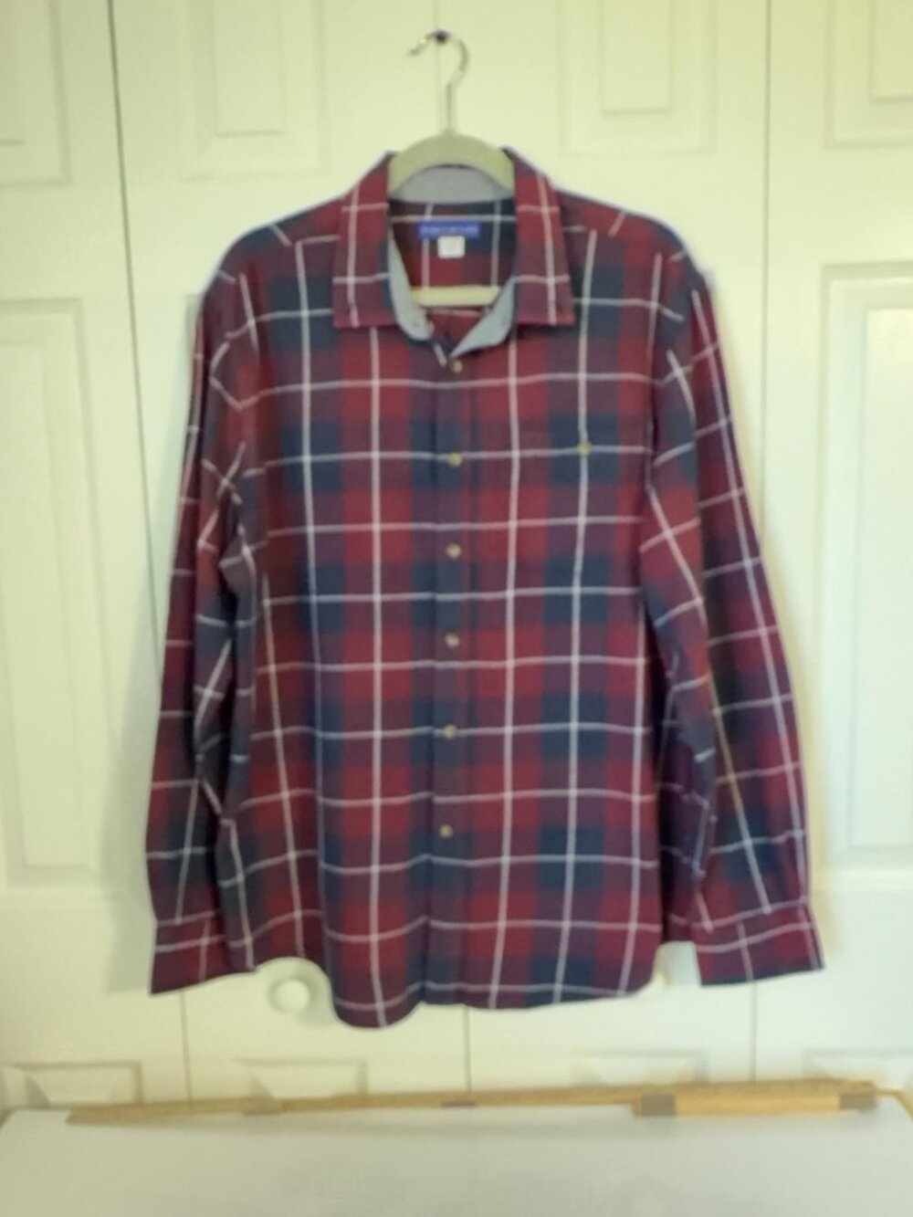 Simply Styled Men's XL Red Plaid Flannel Long Sleeve Button-Up Shirt